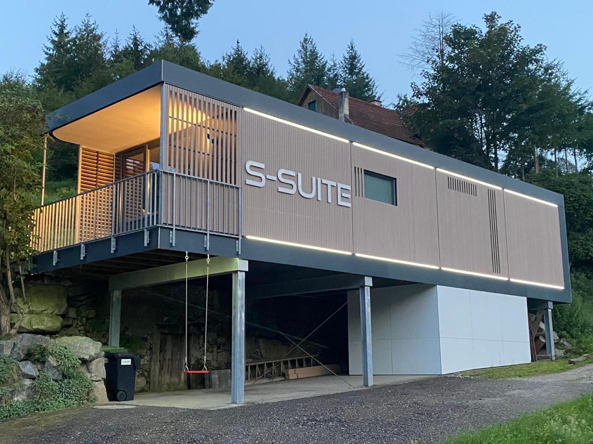 S-Suite Das Design-Ferienhaus Im Schwarzwald Biberach  Exterior photo